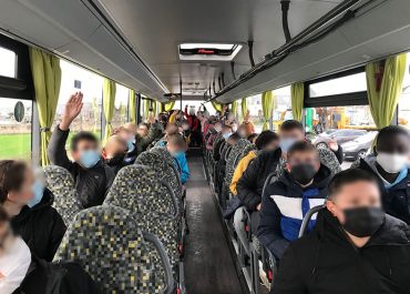 Exercice d'évacuation d'un car organisé par la Région Bretagne en partenariat avec Elorn bus et cars au collège de la baie du Kernic à Plouescat