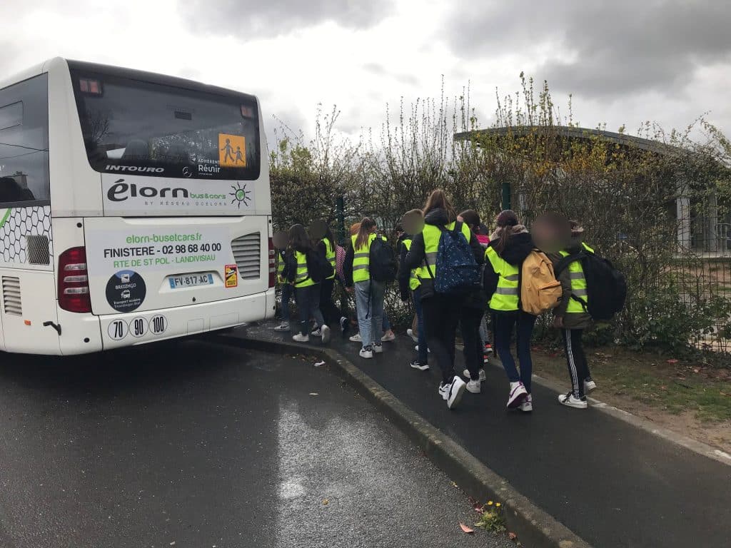 sécurité routière gilet jaune évacuation exercice